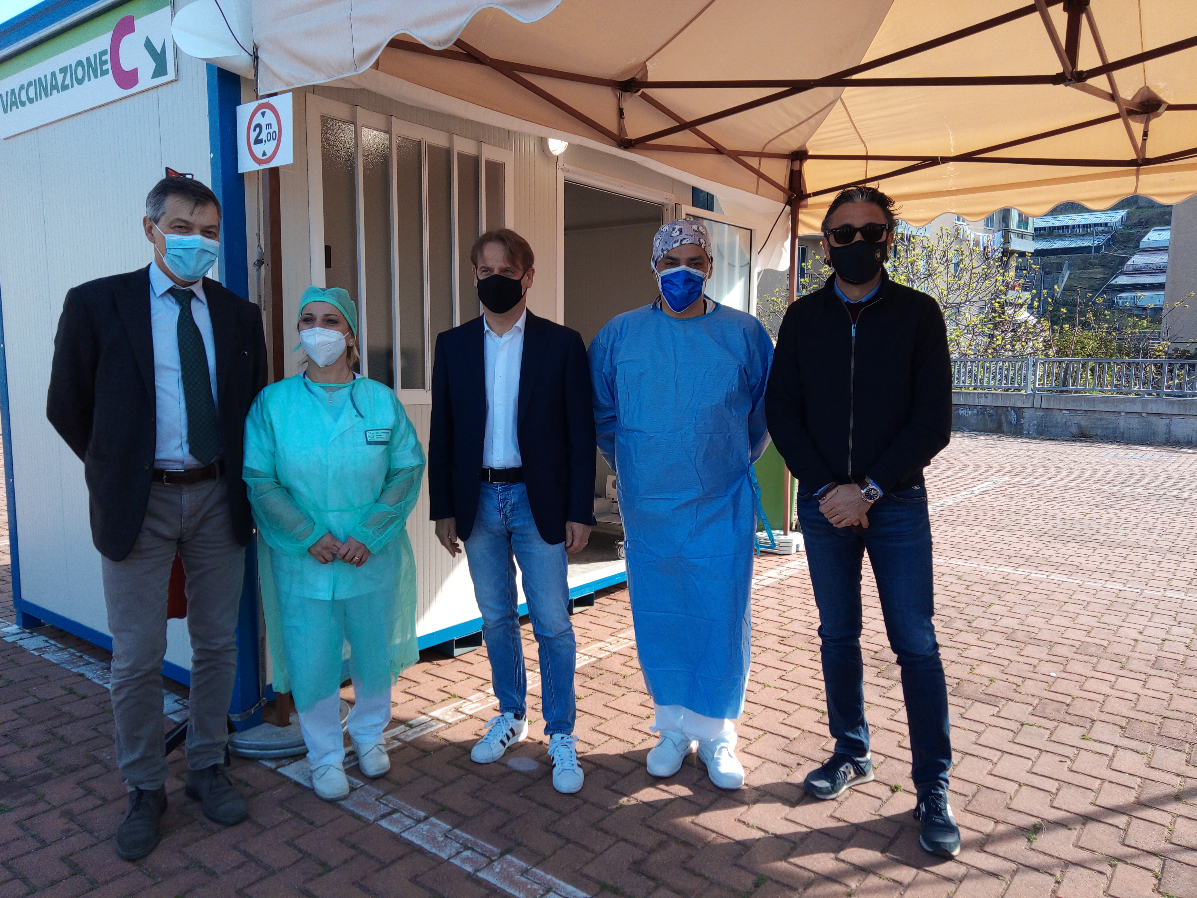 apertura drive through vaccinale di Taggia